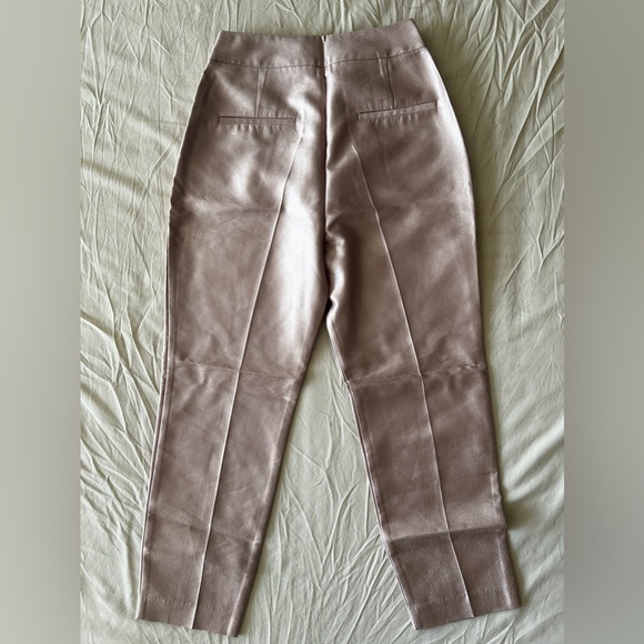 Metallic Cropped Pants - Picture 2 of 3
